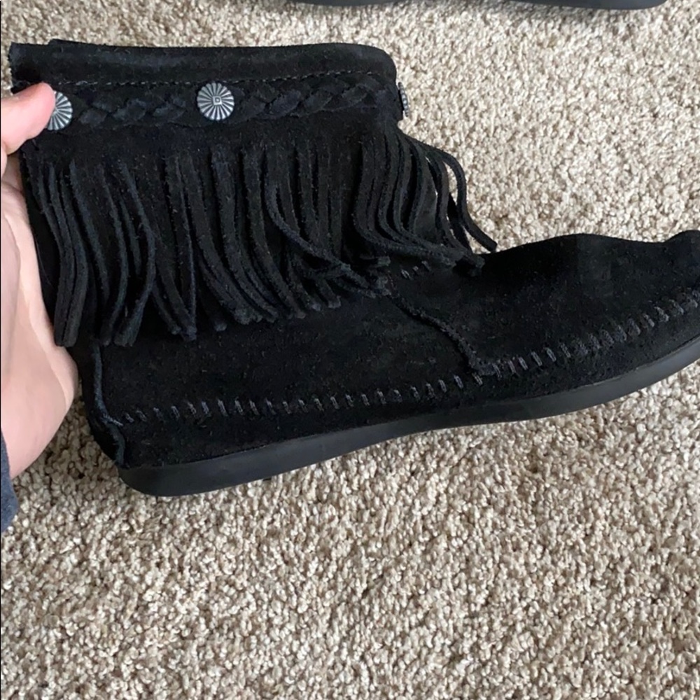 Minnetonka Ankle Boots - 7